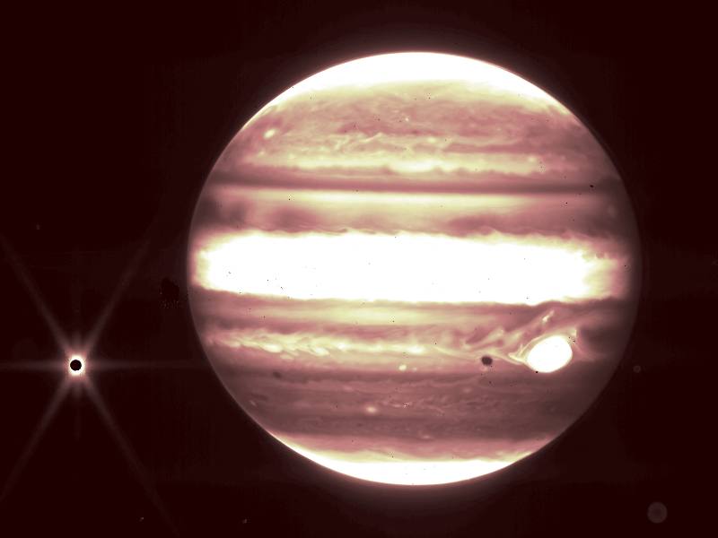 Planeta Júpiter y su luna Europa vistos por el James Webb