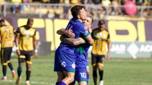 Metapán derrotó a Platense y lo dejo sin DT