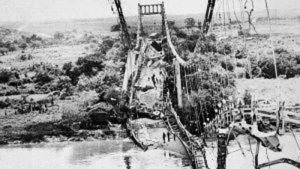 Puente de Oro dinamitado por el FMLN