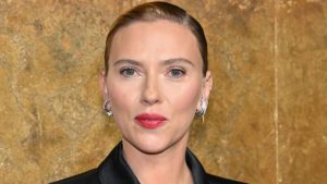 Scarlett Johansson delgada