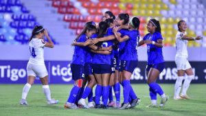 Selecta Femenina Honduras Concacaf 01