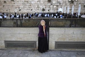 Extranjeros salen de Gaza a Egipto por segundo día consecutivo