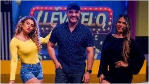 Linda Sibrián, Henry urbina y Silvia Ramírez