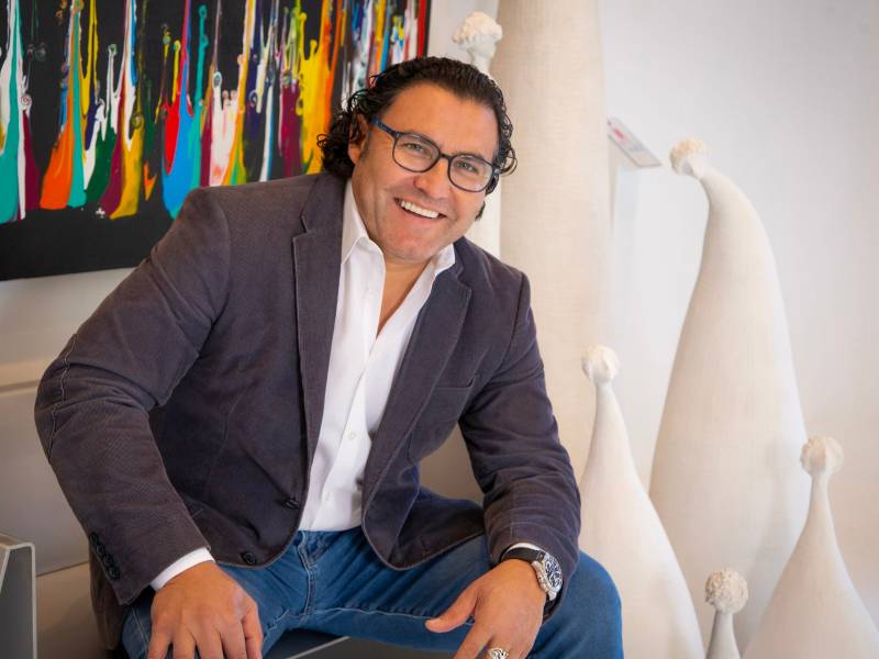 Pintor y escultor salvadoreño residente en EEUU Óscar Molina