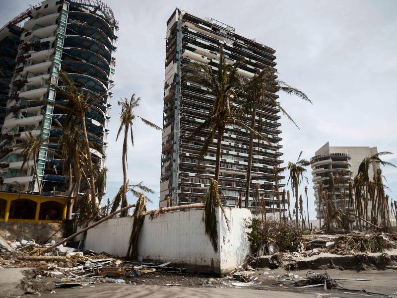Destrucción del huracán Otis en Acapulco
