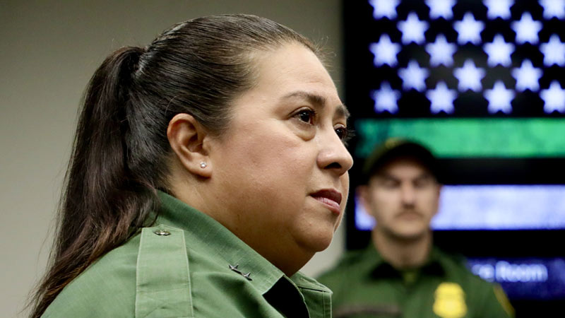 Gloria-Chavez,-jefa-de-la-CBP,-recorrido-texas-migracion patrulla fronteriza