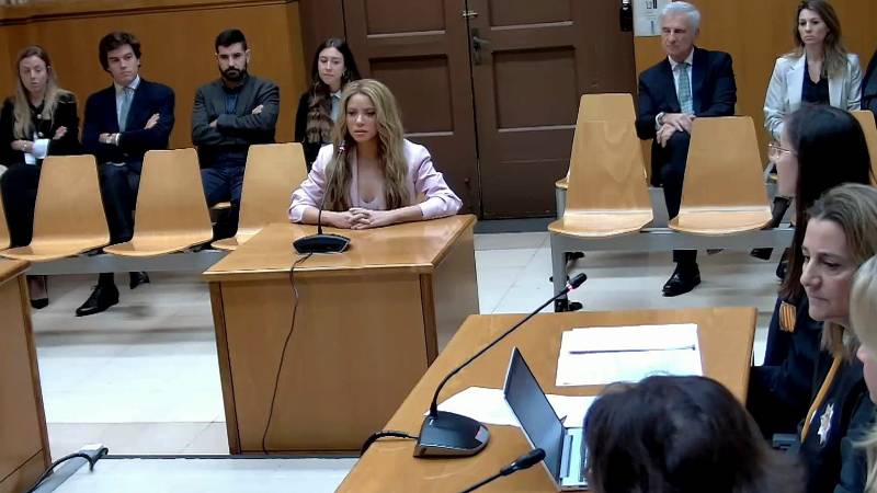 Shakira en audiencia en Barcelona por defraudar al fisco