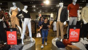 Centros comerciales están listos para un nuevo y extendido Black Friday