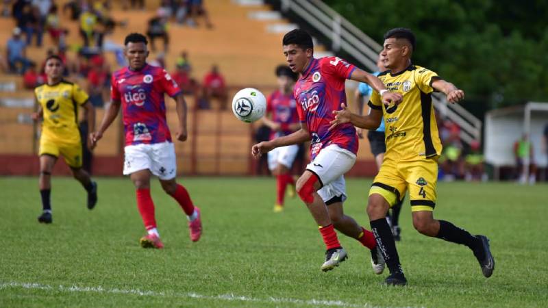 FAS venció al 11 Deportivo y casi asegura la clasificación