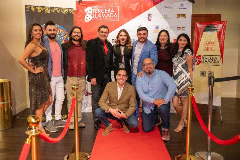 Tercera Llamada, el colectivo de teatro creado por salvadoreño