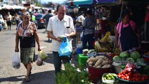 FR-Precio-de-canasta-basica-en-Mercado-Central012