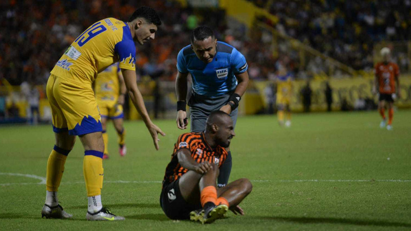 Ivan Barton final Aguila Jocoro liga salvadorena 01