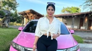 Abigail Mancía presume su lujoso carro: "Nuevo Tamamovil"