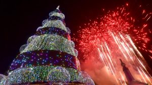 arbol-navidad-san-martin-fuegos-artificiales_