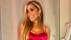 elena villatoro locutoras salvadoreñas