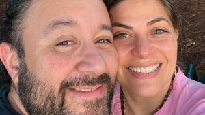 Kathya Carranza muestra en redes el encuentro religioso que vivió junto a su esposo