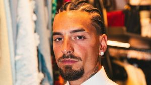 Maluma celebra sus 30 años con extravagante fiesta.