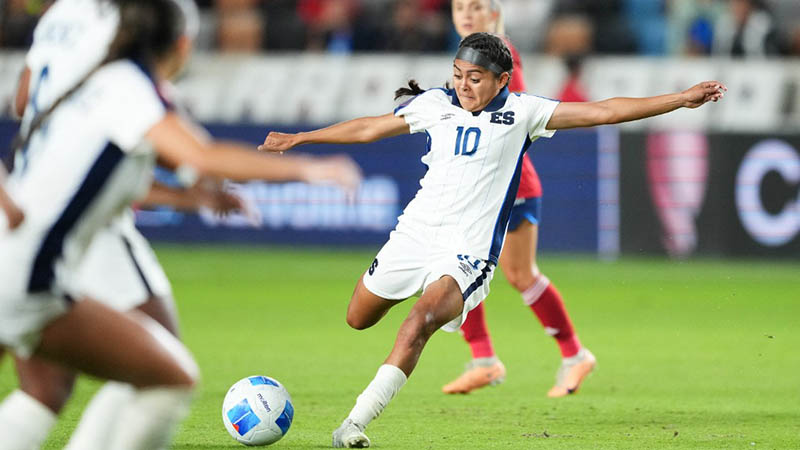 El Salvador v Costa Rica Concacaf W Gold Cup