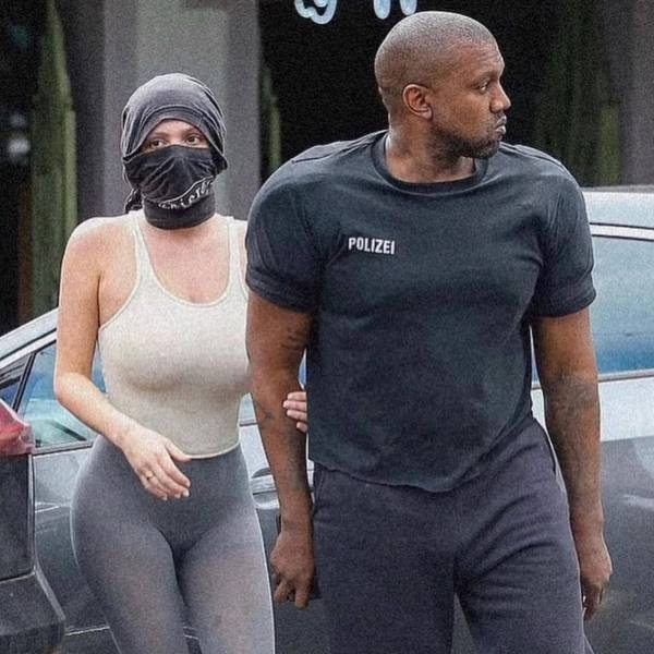 Kanye West con su actual pareja Bianca Censori