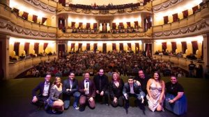 Comedia Es es el primer colectivo de stand up comedy que surgió en El Salvador en 2014. Foto: cortesía René Figueroa