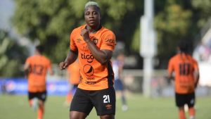 Carlos Salazar Aguila FAS doblete clasico Clausura 2024 03