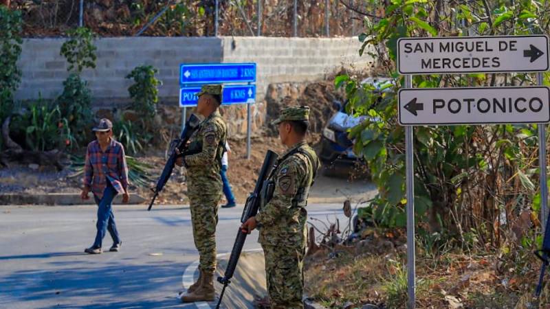 Cerco Militar Chalatenango