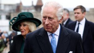 Rey Carlos III asiste con la reina Camila a la ceremonia de Pascua 2024