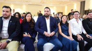 entrega de credenciales a municipios de San Salvador