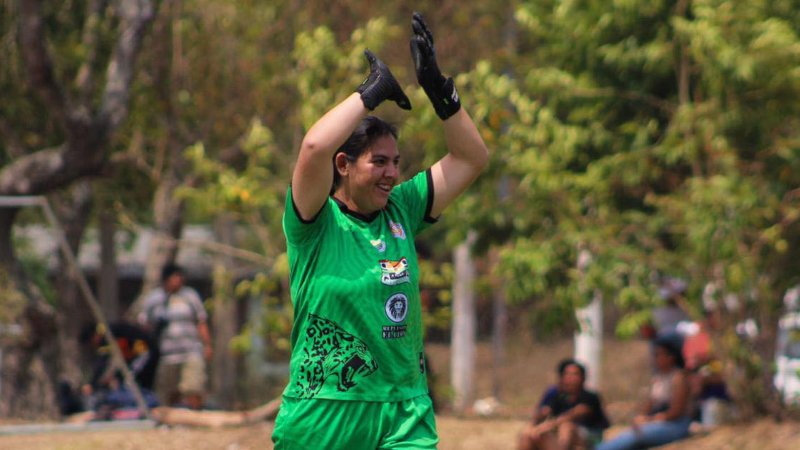 Roxana Vega Isidro Metapan Futbol Femenino