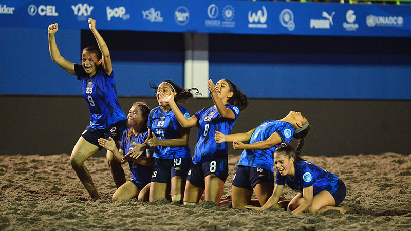 Selecta Playera Femenina El Salvador Beach Soccer Cup