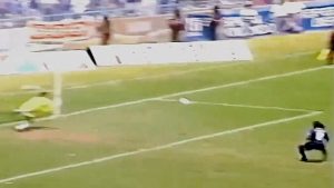 el salvador selecta seleccion nacional mayor futbol victoria gane mexico video 30 aniversario recuerdo memoria anos