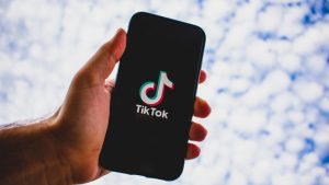 La OMS y Tik Tok se unen para combatir las 'fake news' sobre salud en esa red social