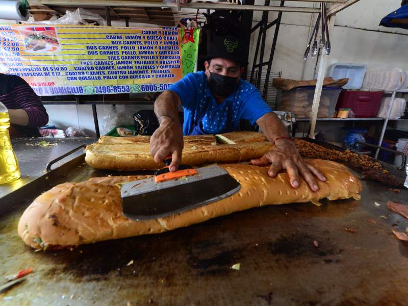 Tortas gigantes de Santa Tecla, tortas El Chapn