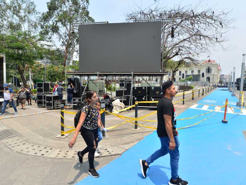 Preparativos para toma de posesin en el centro historico de San Salvador