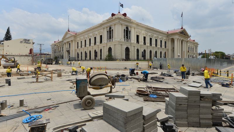 Avances de trabajos en el centro histórico de San Salvador