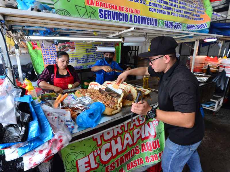 Tortas gigantes de Santa Tecla, tortas El Chapn