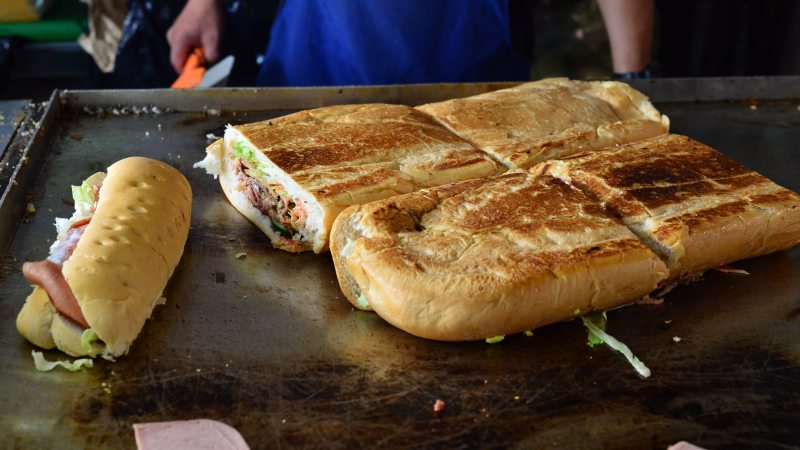 Tortas gigantes de Santa Tecla, tortas El Chapn