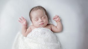 Los bebés que oyen dos idiomas en el útero perciben el habla de forma distinta al nacer