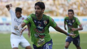 Santa Tecla Alianza Sebastian Loco Abreu 163