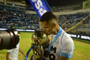 Alianza celebra el titulo de campeon