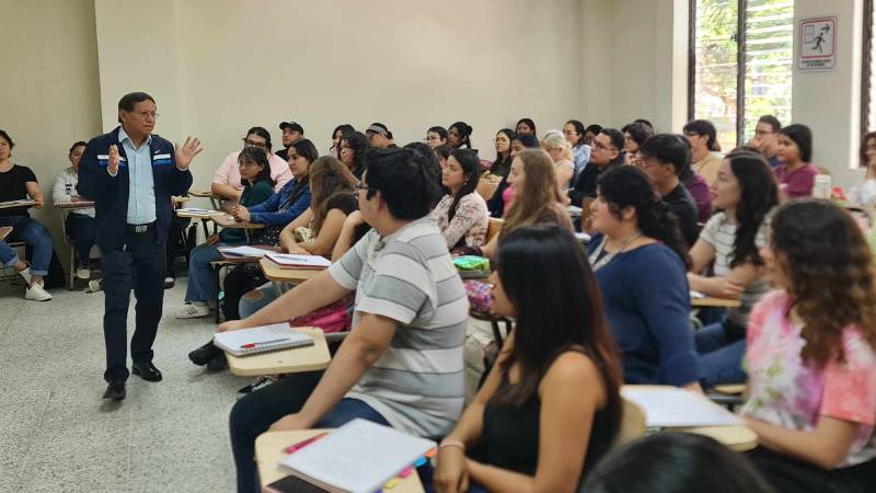 clases universidad de el salvador humanidades