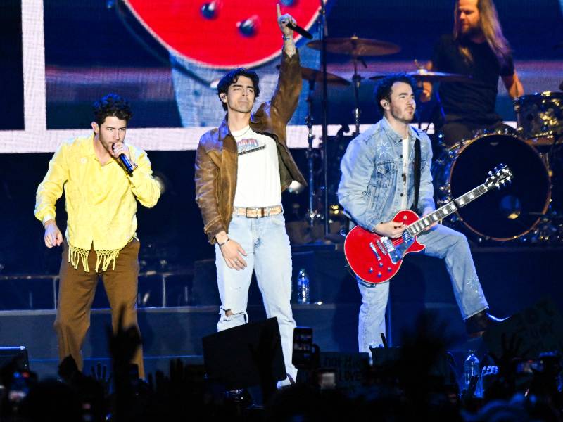 Jonas Brothers en concierto