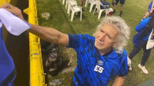 Magico estadio Cuscatlan Selecta Puerto Rico 01