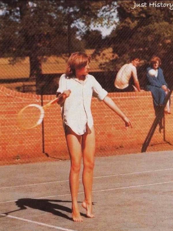 Diana Spencer jugando tenis en 1976