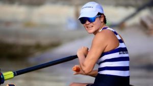 adriana escobar remo el salvador