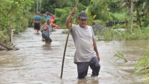 EDC- inundaciones-lluvias-desbordamiento-rio grande-caserios-bordas-san miguel-habitantes