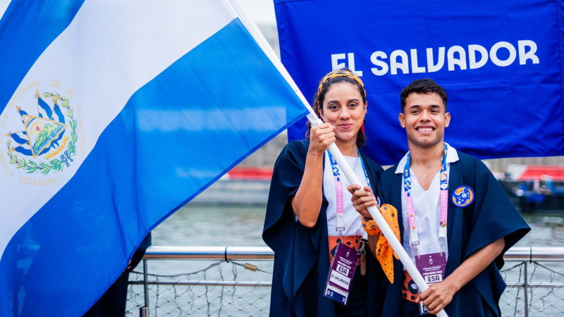 Abanderados Celina Marquez Uriel Canjura Juegos Olimpicos Paris 2024