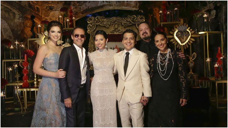 Angela Aguilar- Christian Nodal- Pepe Aguilar