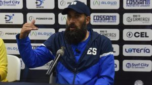 Eric Acuña Tecnico Selecta Femenina