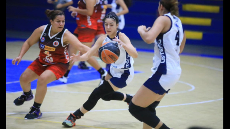 Paola Campos jugadora seleccionda baloncesto influencer 02